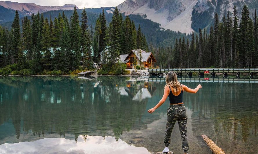 Witnessing Sunrise Over the Pacific: My Solo Adventure at Vancouver’s Emerald Lake Hotel