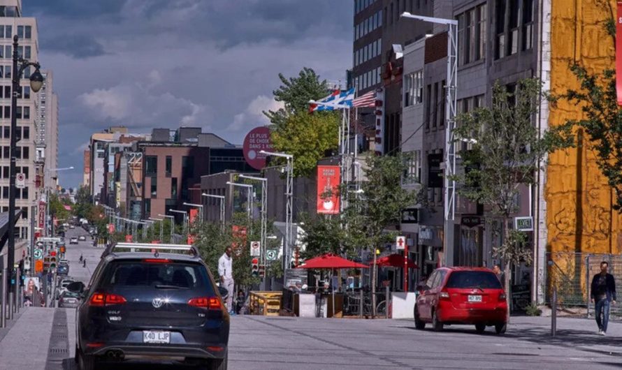 Car-Free in Montreal: Why You Don’t Need a Car to Explore the City